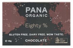 En æske med 45 g Organic Eighty fra Pana Chocolate