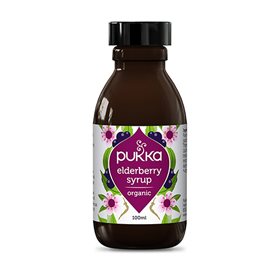 En 100 ml flaske Elderberry Syrup fra Pukka