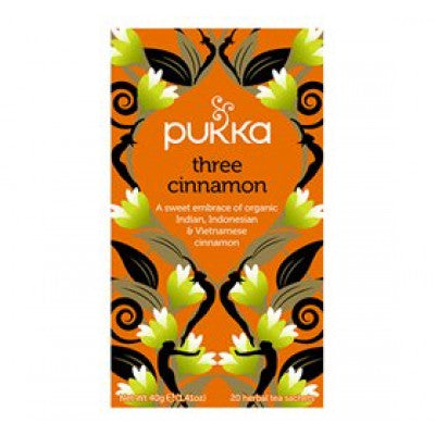 En æske med 20 breve Økologisk te med Three Cinnamon fra Pukka